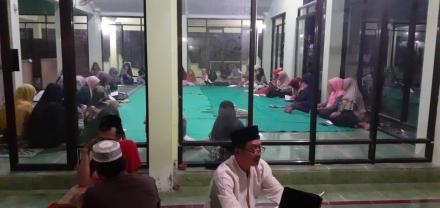 Yasinan di Nglorong